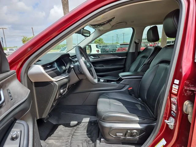 Used 2023 Red Jeep Limited image 10