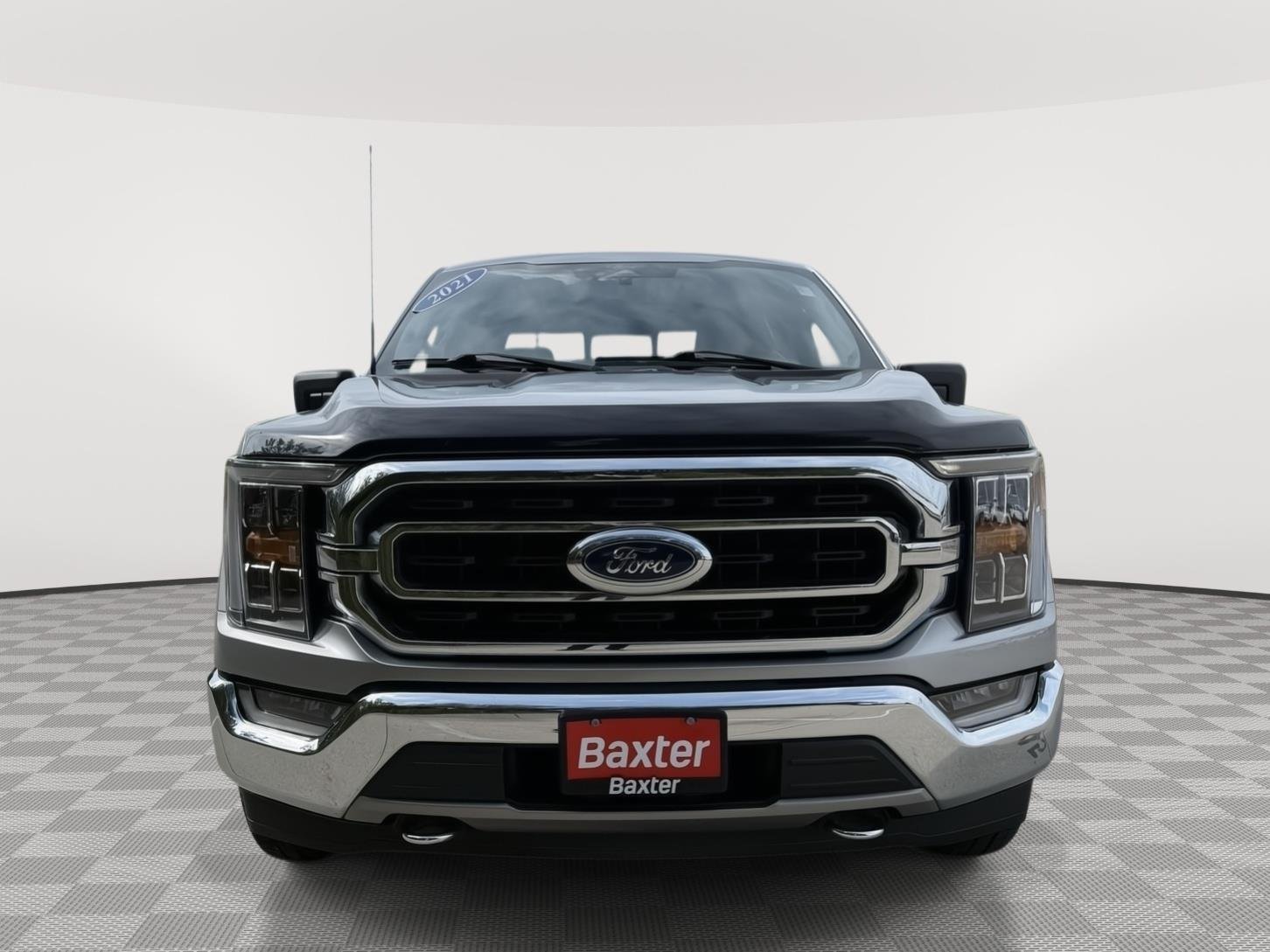 Certified Used 2021 Iconic Silver Ford XLT image 2