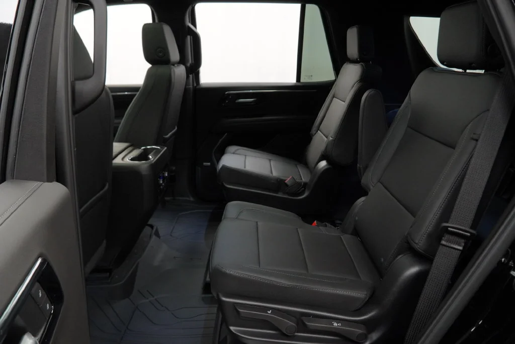 New 2026 Black Chevrolet LT image 21