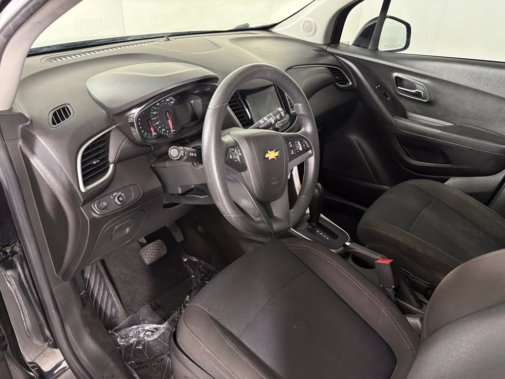 Used 2020 Black Chevrolet LS image 19
