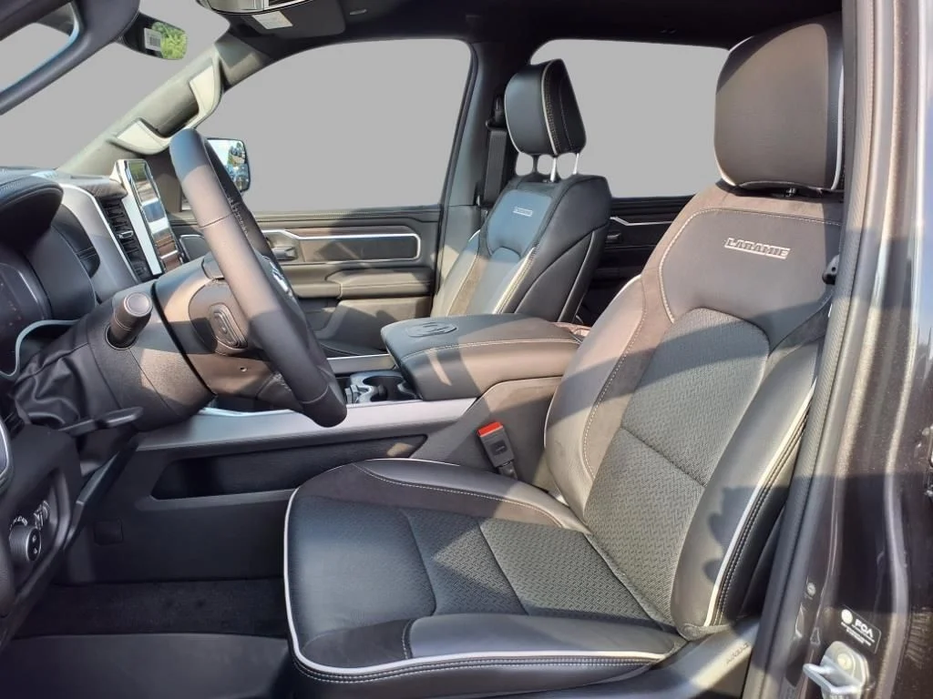 2026 RAM 1500 Laramie - Photo 19