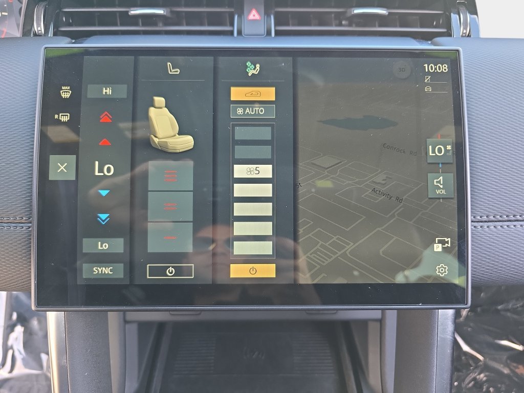 Used 2025 Gray Land Rover SE image 24