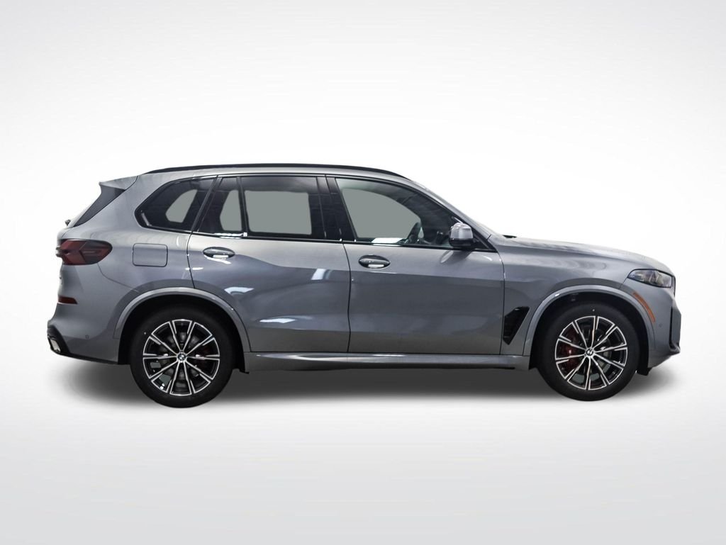 New 2026 Gray Metallic BMW xDrive40i image 6