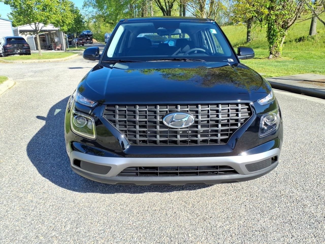 New 2026 Onyx Black Hyundai SE image 3