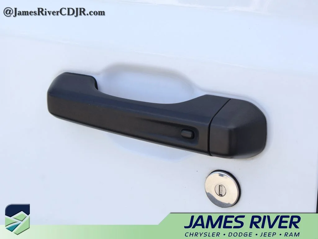 Used 2023 White Jeep Rubicon 4xe image 19