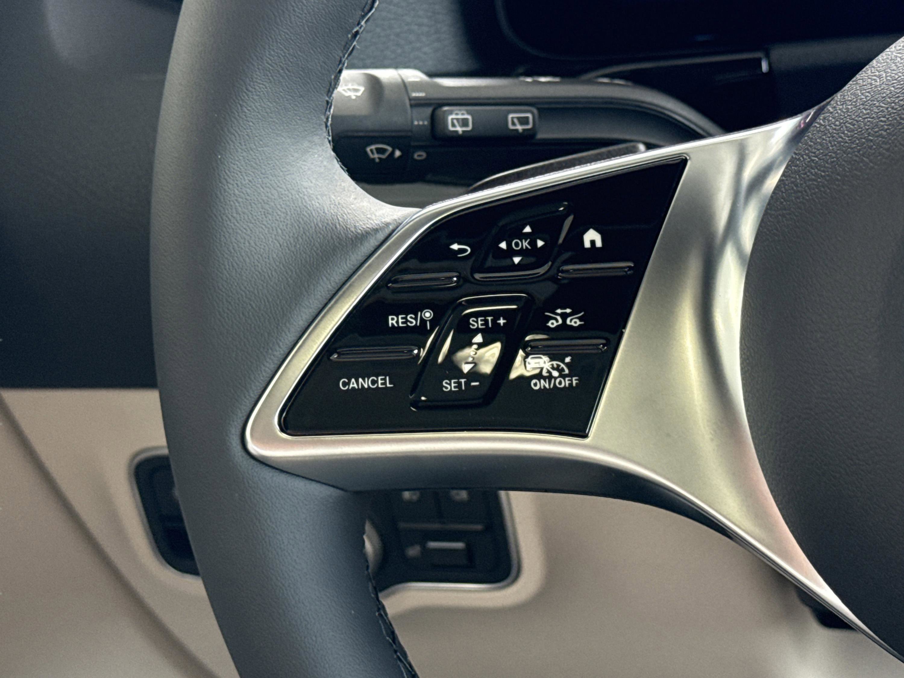 New 2026 Polar White Mercedes-Benz GLA 250 image 27