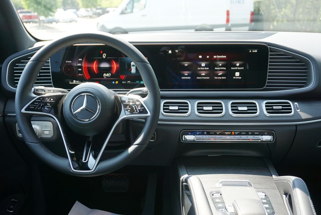 Used 2026 Obsidian Black Metallic Mercedes-Benz GLE 350 image 54
