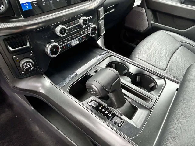 New 2026 Iconic Silver Metallic Ford Lariat image 10