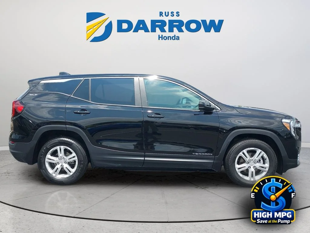Used 2024 Black GMC SLE image 6