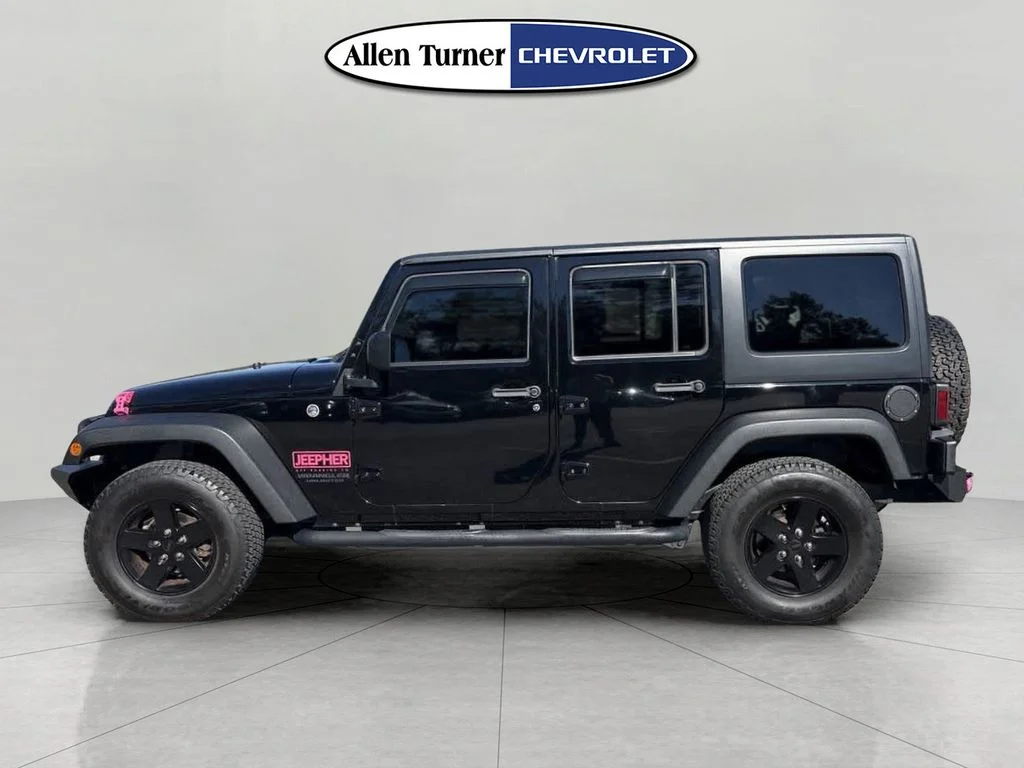Used 2017 Black Jeep Unlimited Sport image 7
