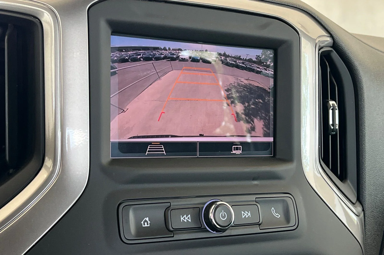Used 2025 White Chevrolet WT image 18