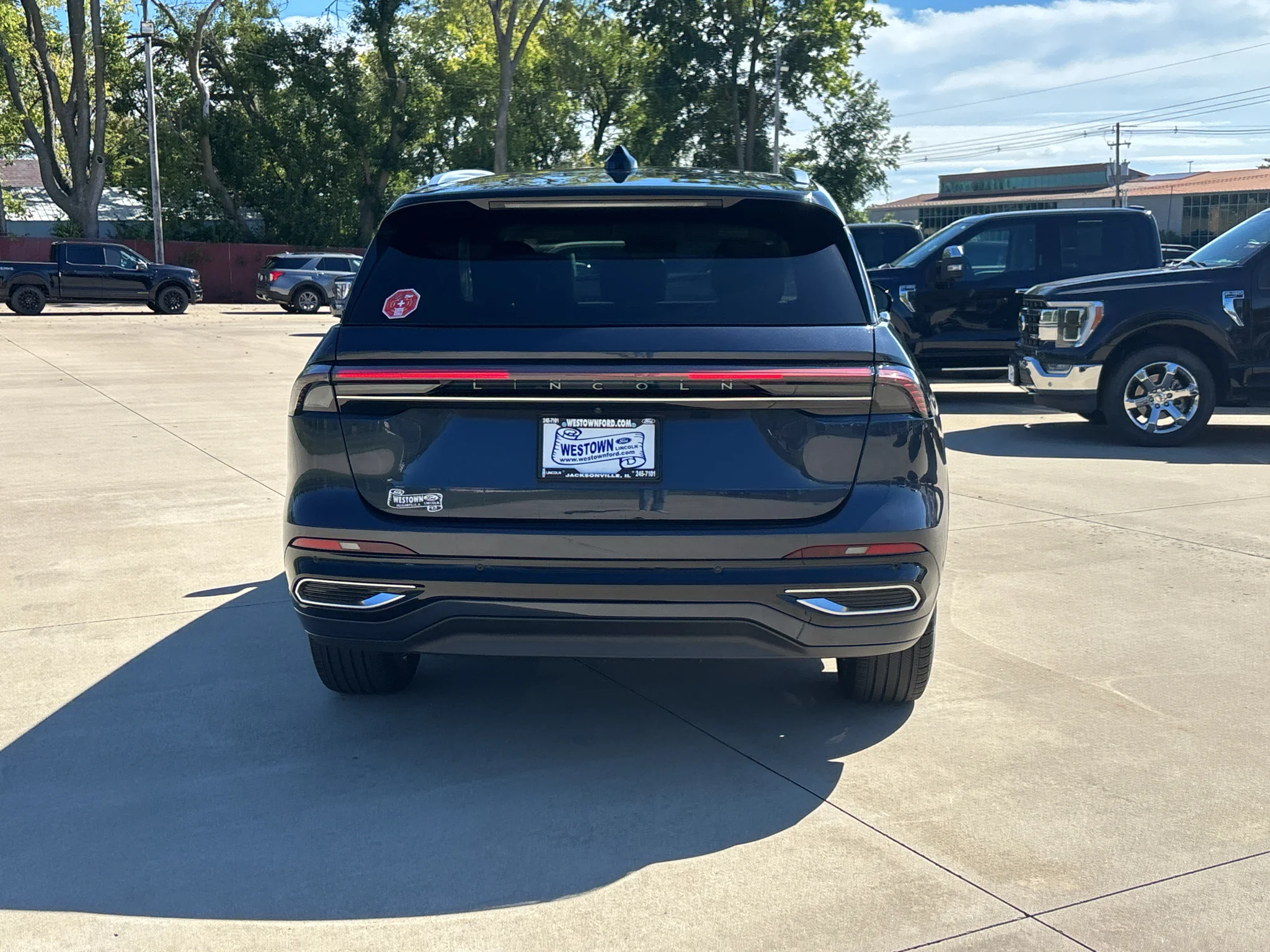 Used 2024 Blue Lincoln Reserve image 5