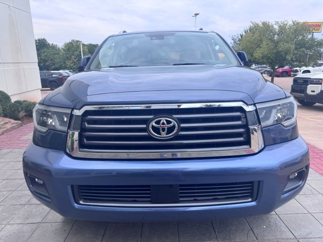 Used 2018 Blue Toyota SR5 image 4