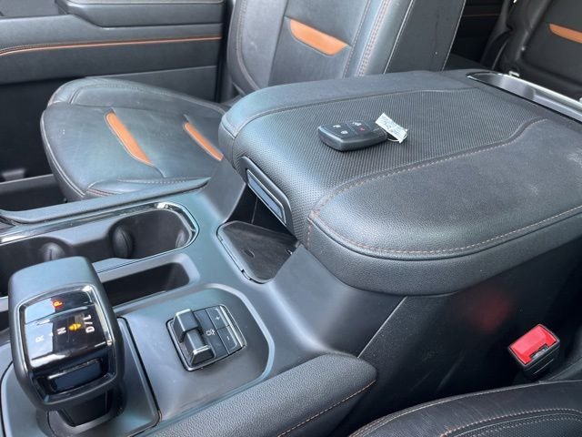 Used 2024 White GMC AT4 image 45