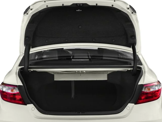 Used 2016 Silver Toyota XSE image 13