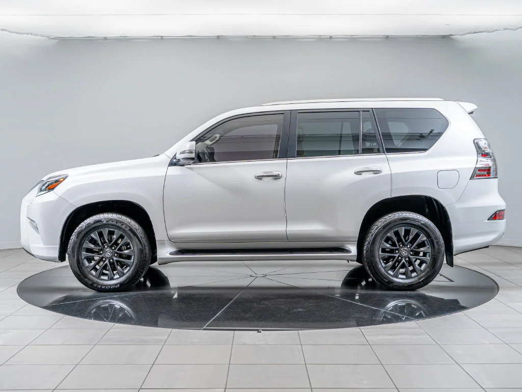 Certified Used 2023 Eminent White Pearl Lexus 460 image 5
