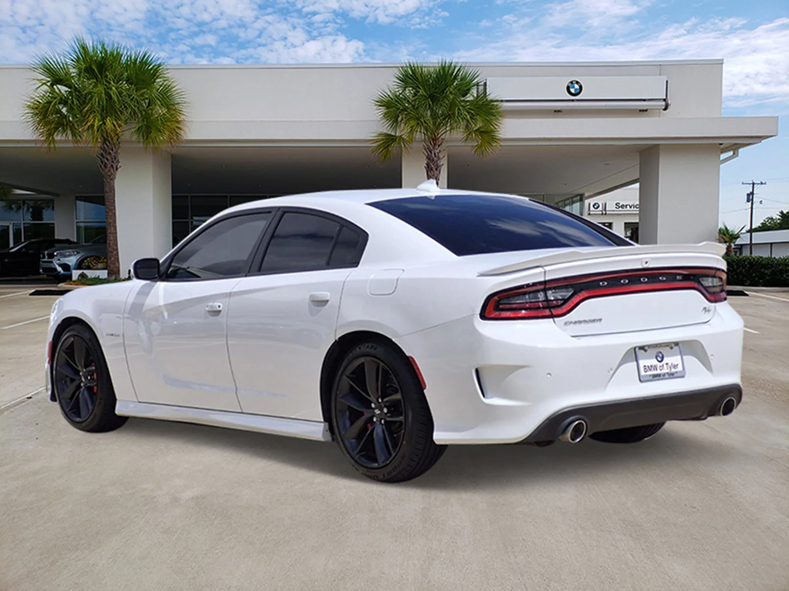 Used 2022 White Knuckle Clearcoat Dodge R/T image 6