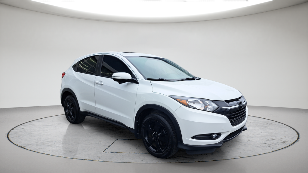 Used 2017 White Honda EX image 1