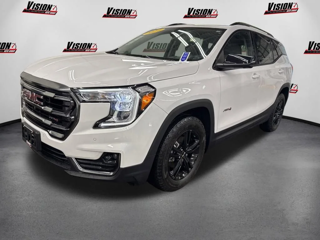 2023 GMC Terrain AT4 AWD's photo