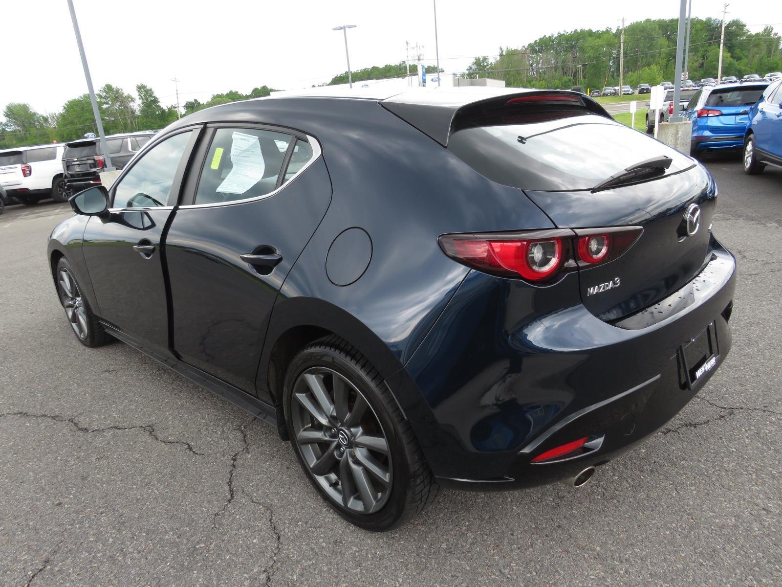 Used 2023  MAZDA  image 10