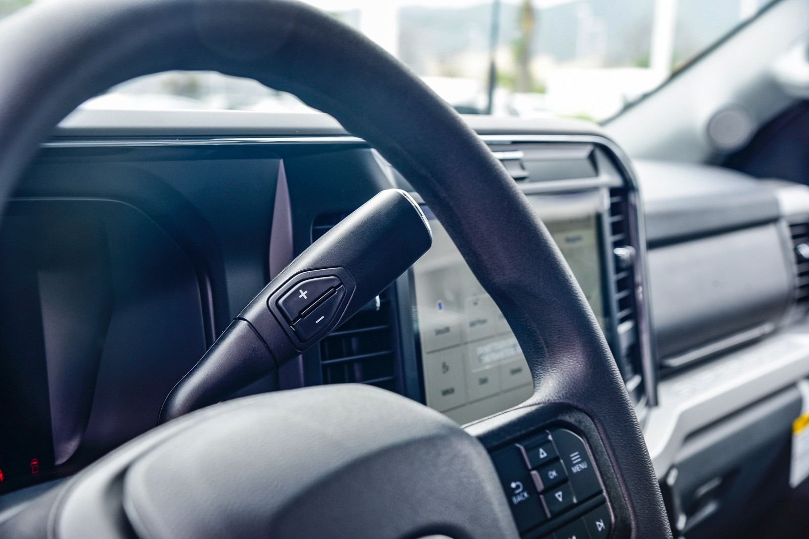 New 2026 Oxford White Ford F-250® XLT image 19