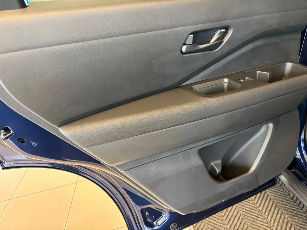 New 2026 Deep Ocean Blue Pearl Nissan SV image 24