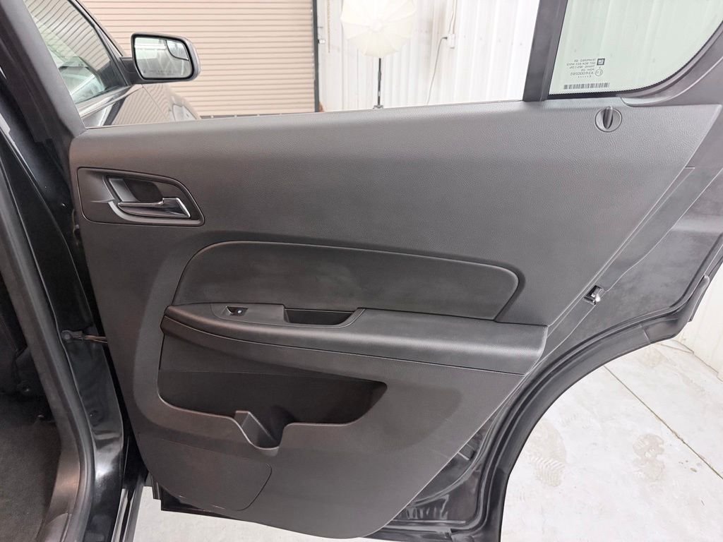 Used 2013 Black Chevrolet LT image 34