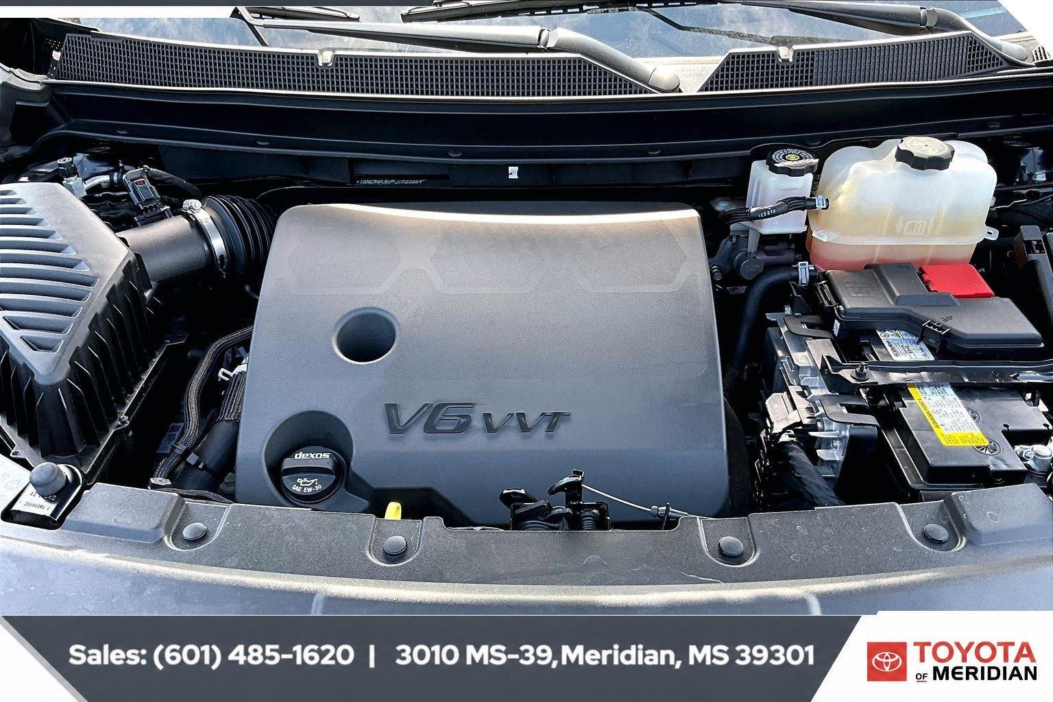 Used 2023 Mosaic Black Metallic Chevrolet LT Cloth image 8
