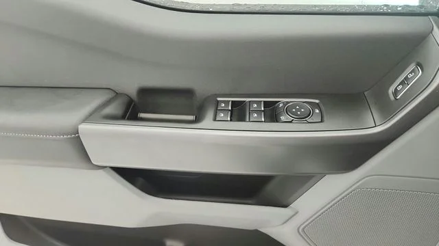 New 2026 Oxford White Ford F-250® XL image 41