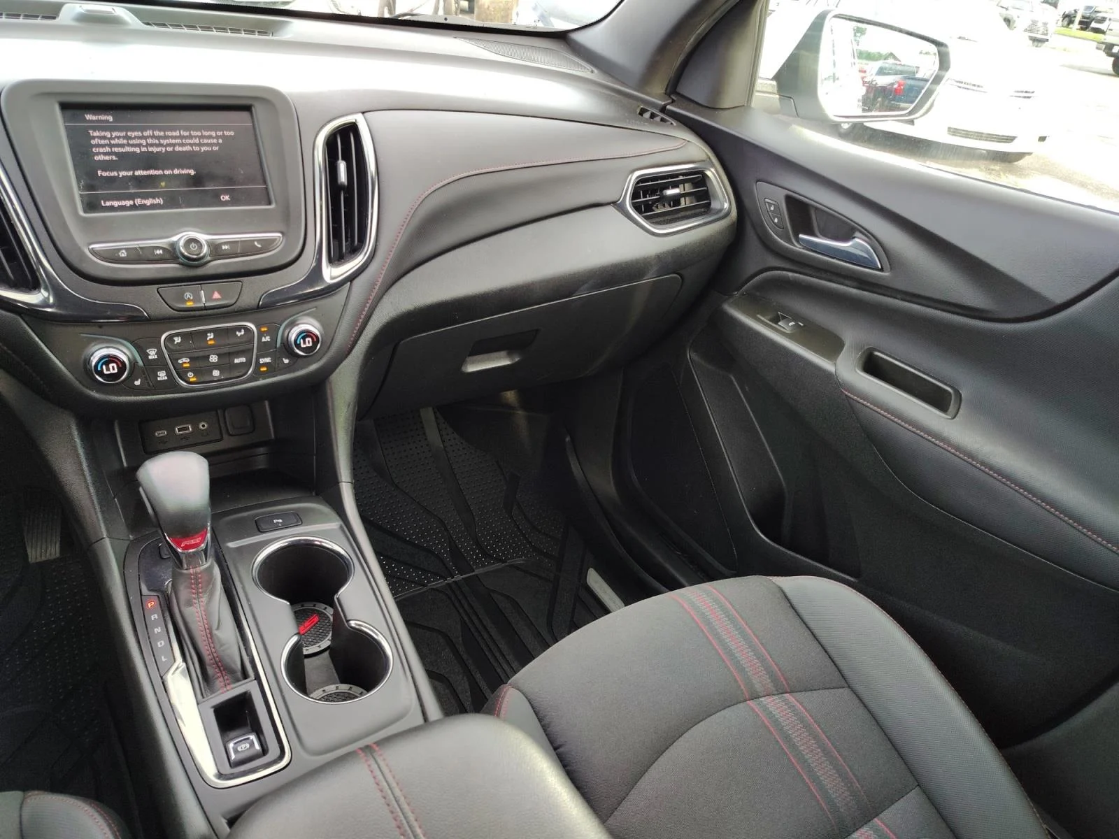 2024 Chevrolet Equinox RS - Photo 12