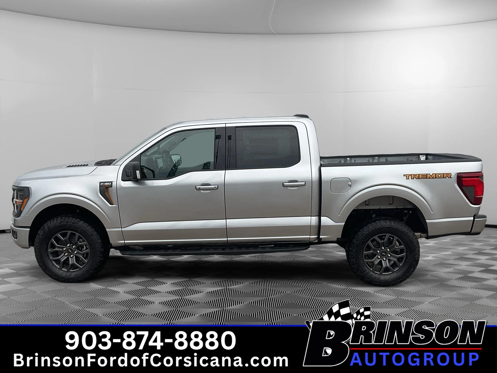 New 2026 Iconic Silver Metallic Ford Tremor image 3