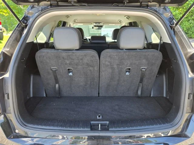 Used 2024 Black Kia S image 19