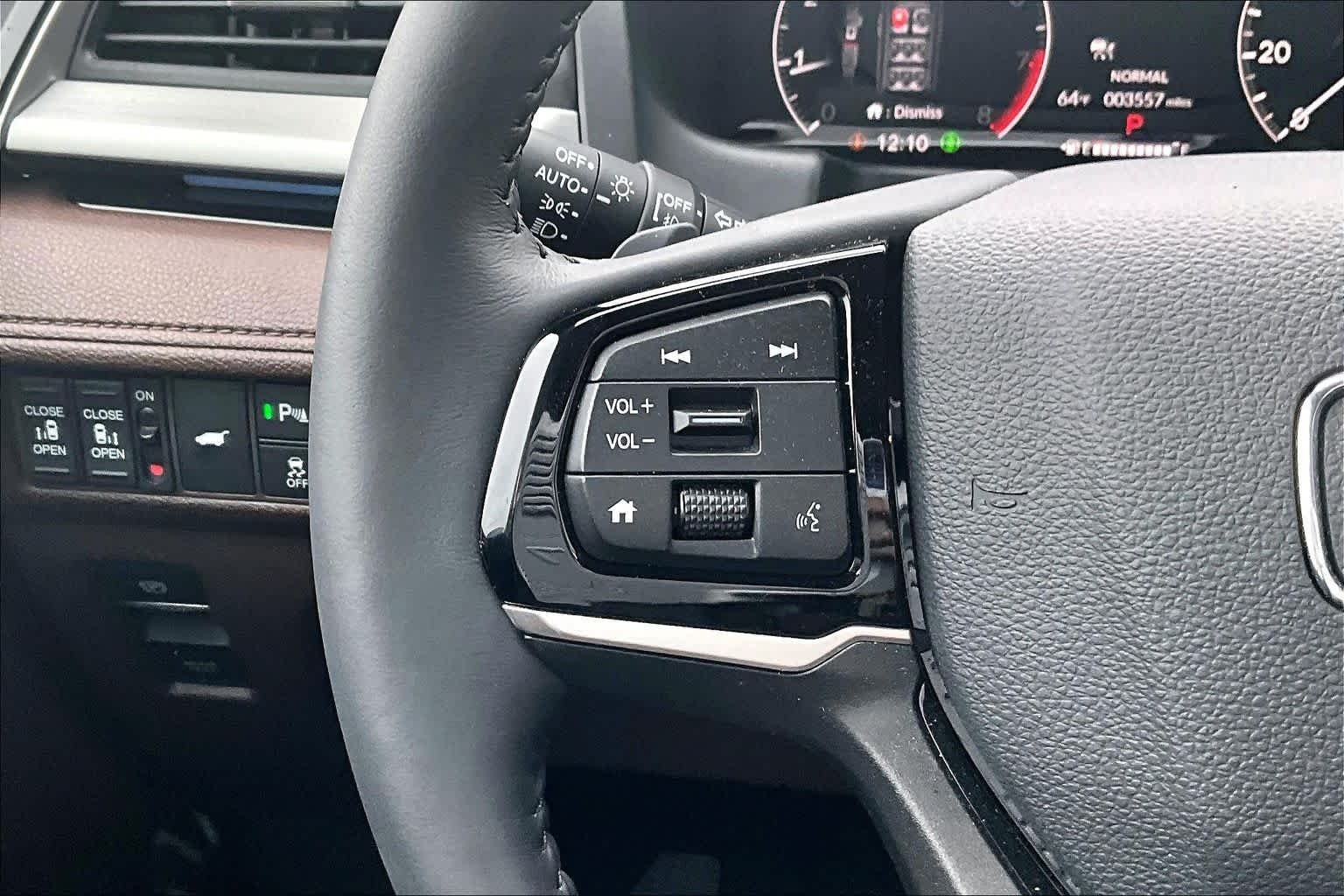 2026 Honda Odyssey Touring - Photo 24