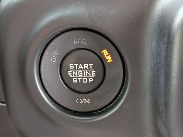 Used 2022 White Jeep Unlimited Sport S image 29