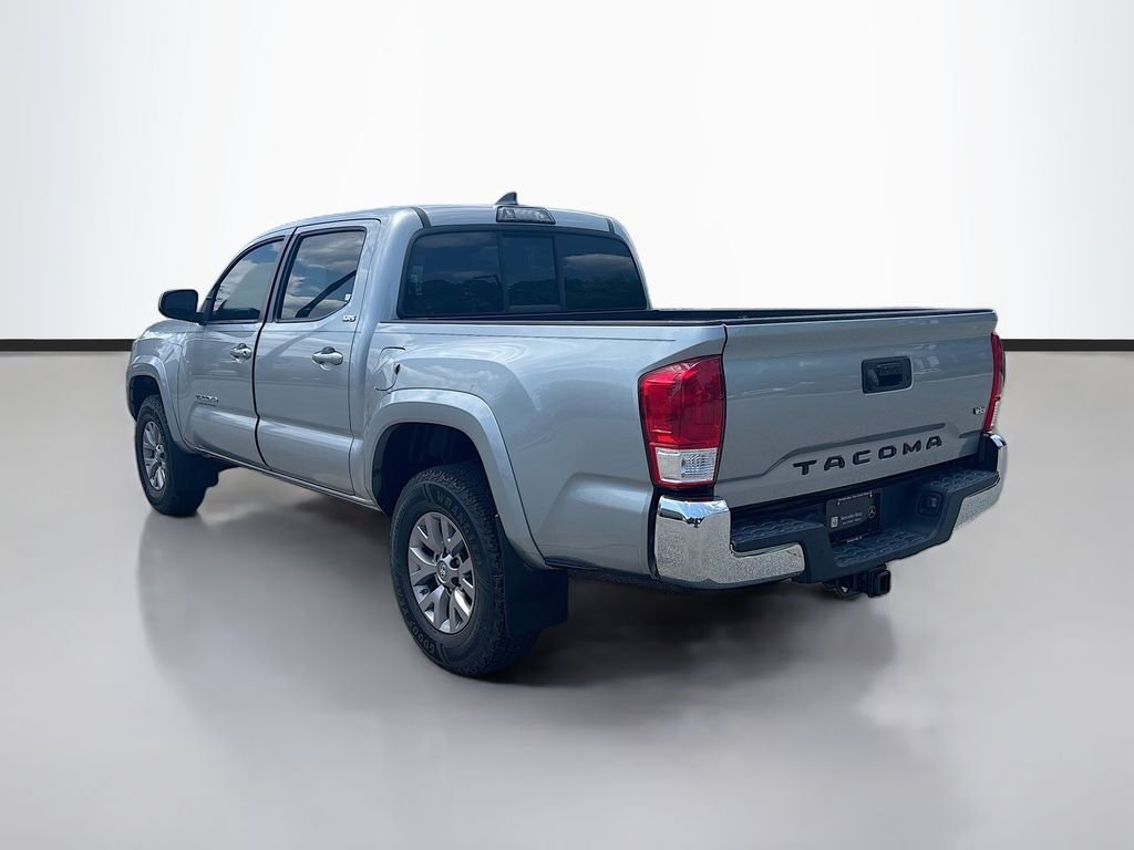 Used 2017 Silver Toyota SR5 image 5