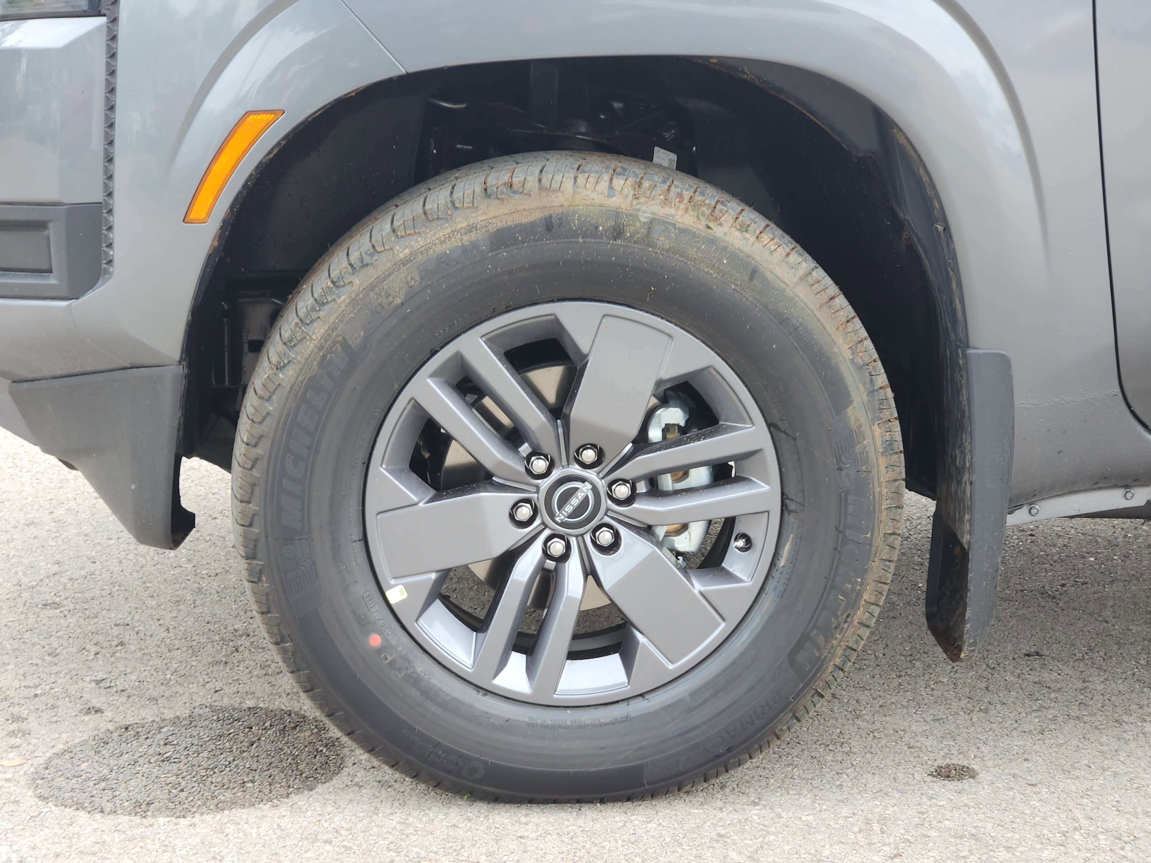 New 2026 Gun Metallic Nissan Crew Cab SV image 10
