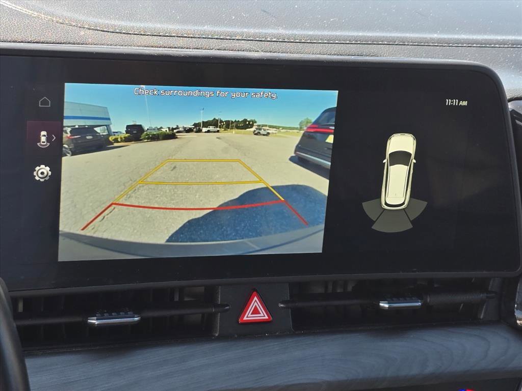Used 2023 Red Kia X-Line image 5