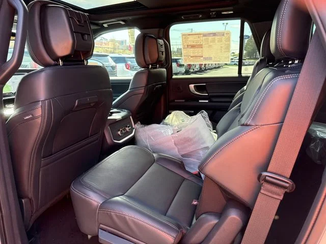 New 2026 Star White Metallic Tri-Coat Ford Platinum® image 10