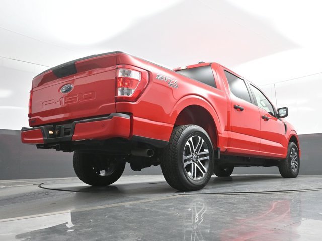 Used 2022 Red Ford XL image 26