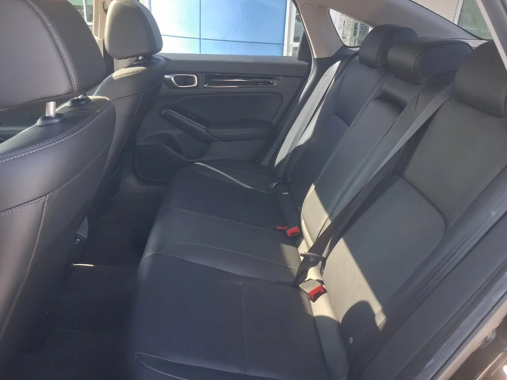 Used 2024  Honda Touring image 21