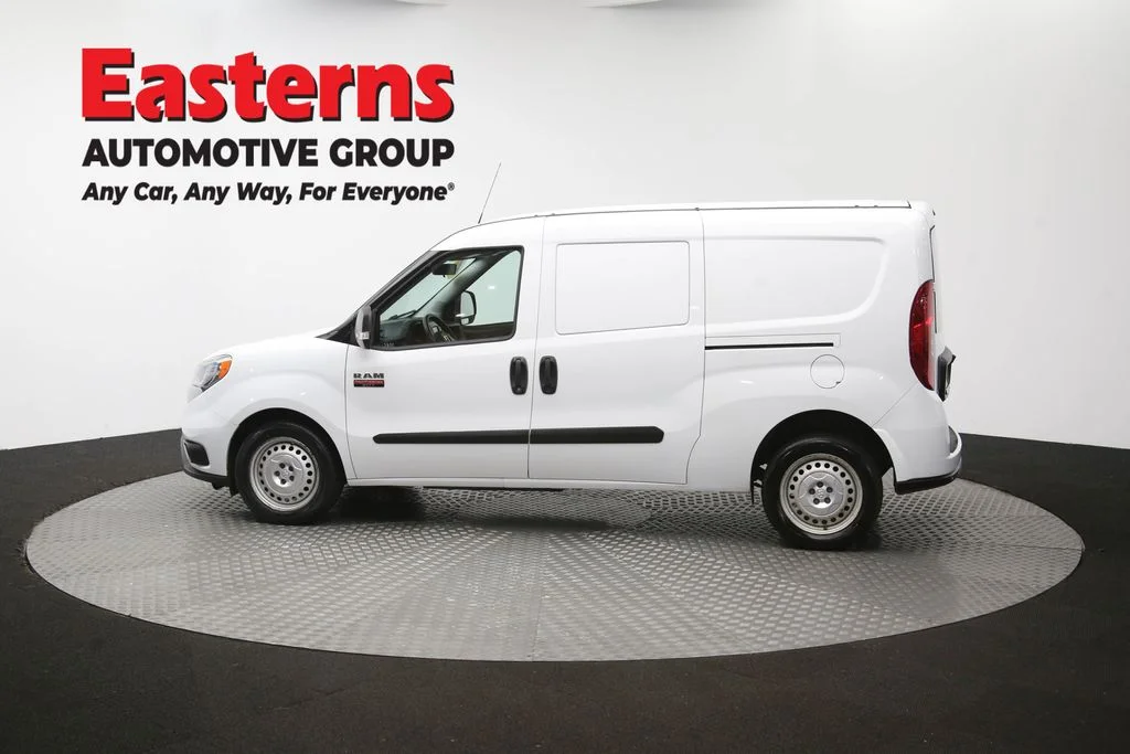 Used 2022 White Ram Base image 59