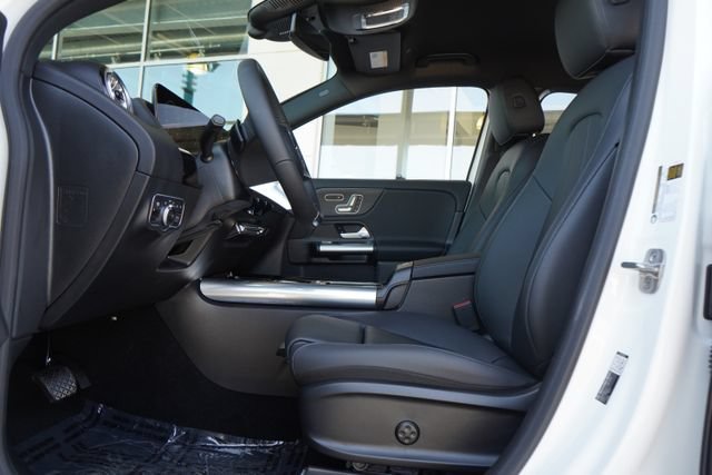 New 2026 Polar White Mercedes-Benz GLA 250 image 46