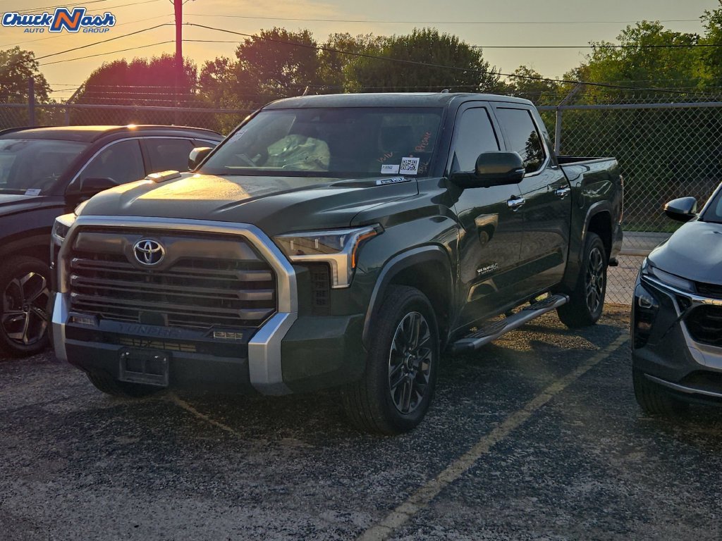 Used 2023 Green Toyota Limited image 3