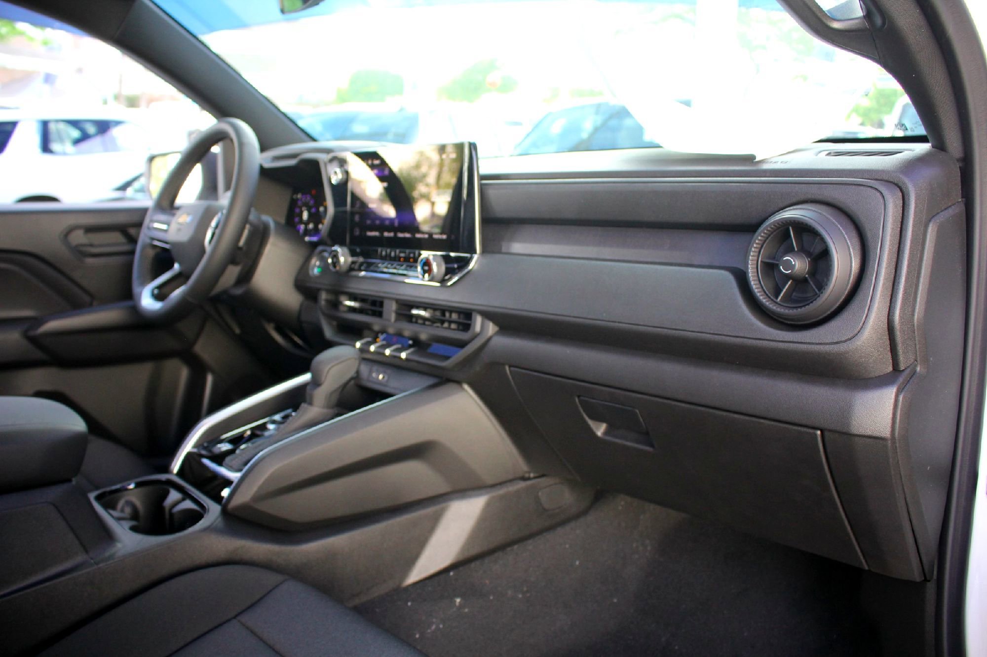 2026 Chevrolet Colorado Work Truck - Photo 12