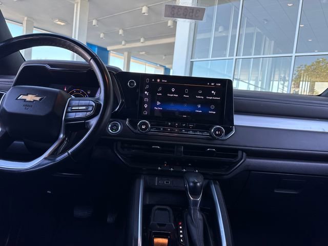 2023 Chevrolet Colorado LT - Photo 17