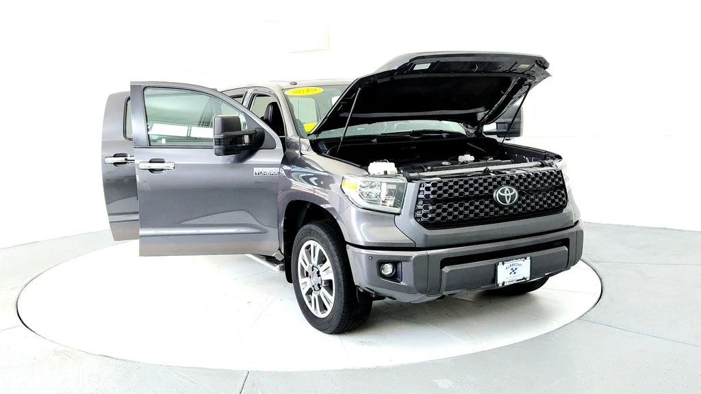 Used 2019 Gray Toyota Platinum image 9