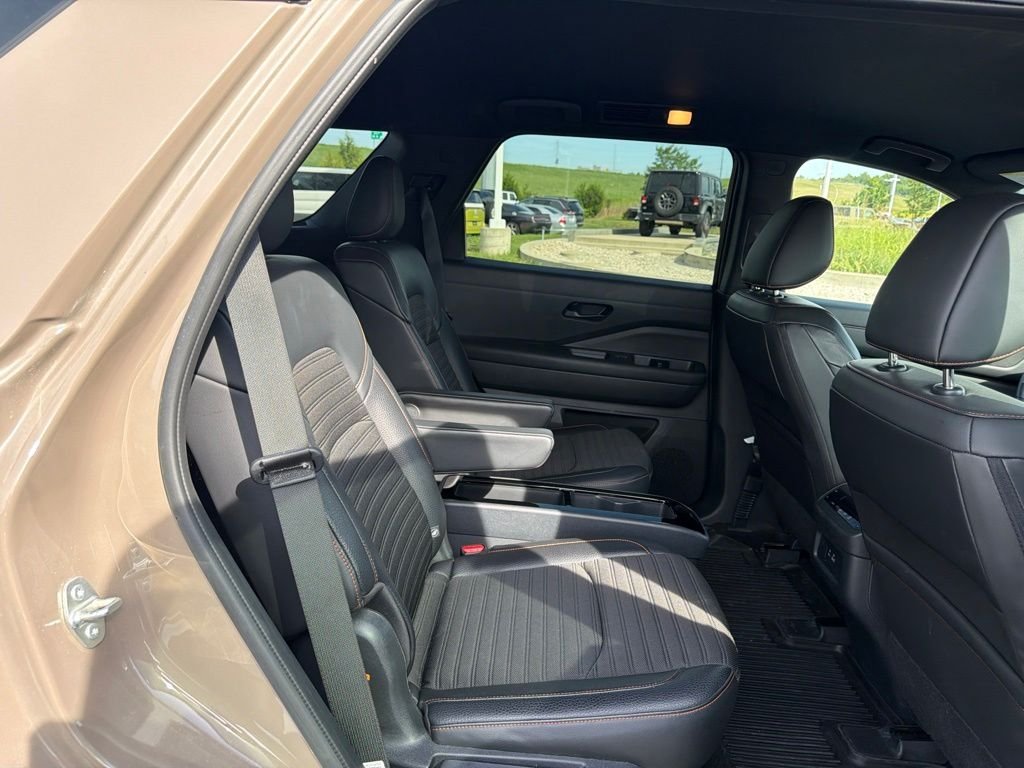 Used 2024 Black Nissan Rock Creek image 13
