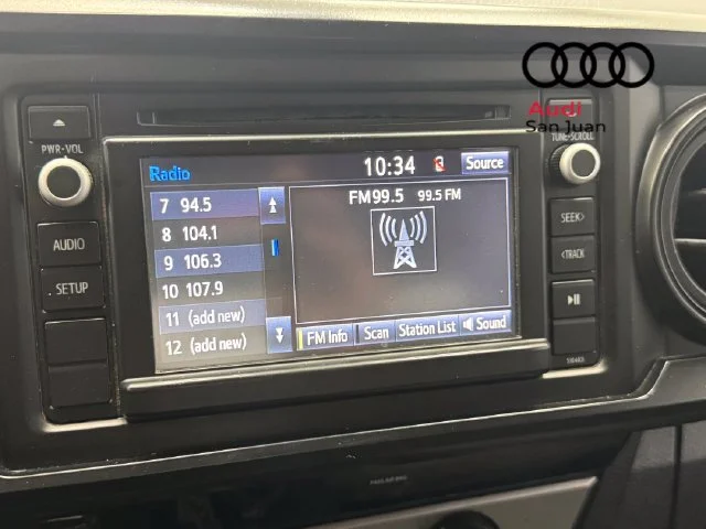 Used 2018 White Toyota SR image 18
