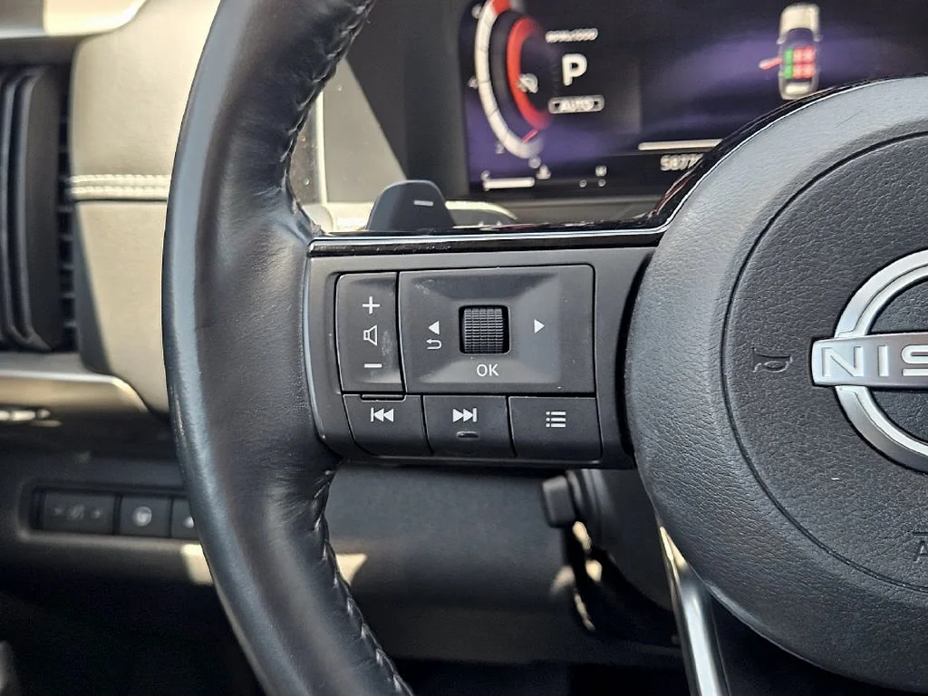 Certified Used 2023 Red Nissan Platinum image 28