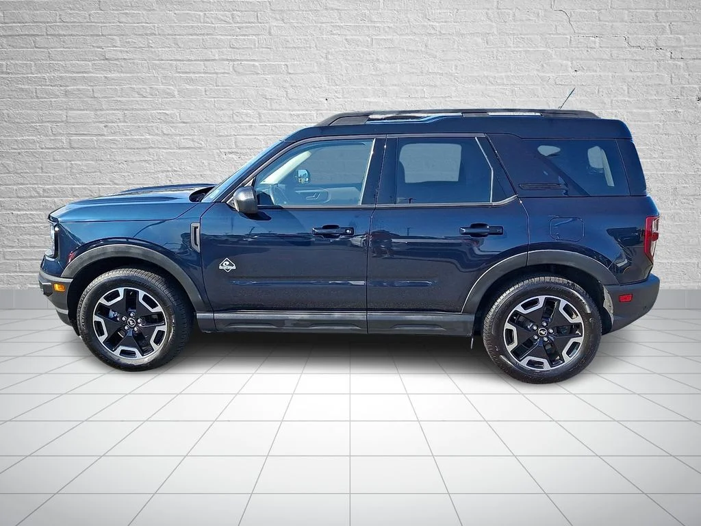 Used 2021 Alto Blue Metallic Tinted Clearcoat Ford Outer Banks image 8